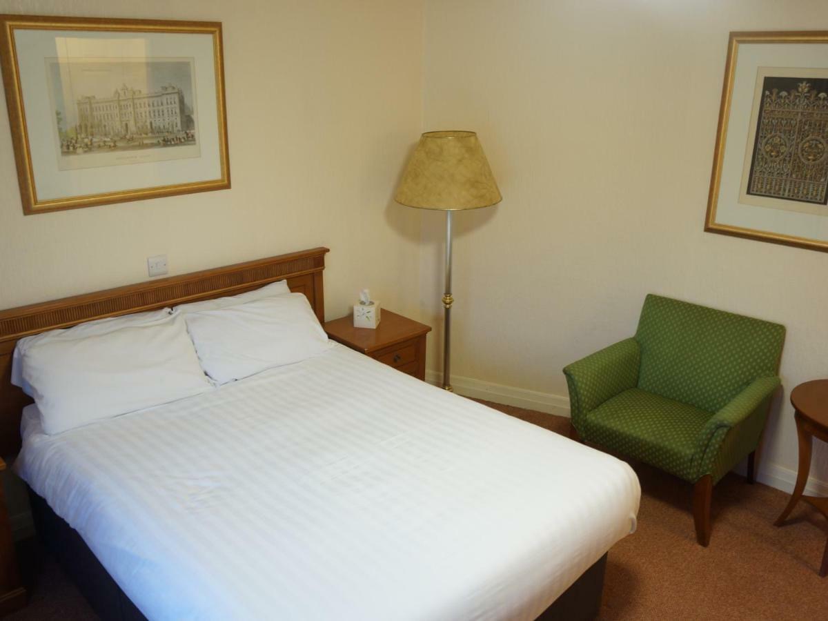 The Corner House Hotel Annan Habitación foto